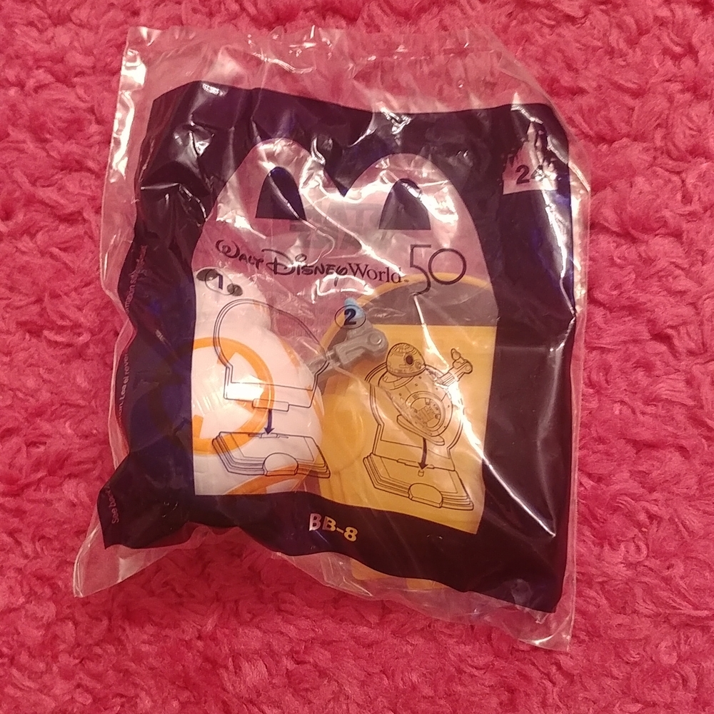 4/$15 🌻 NWT Disney 50th Celebration McDonalds Toy - #24 BB8 from Star Wars
